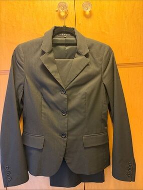 Theory Charcoal Pinstripe Women's Tailored Blazer